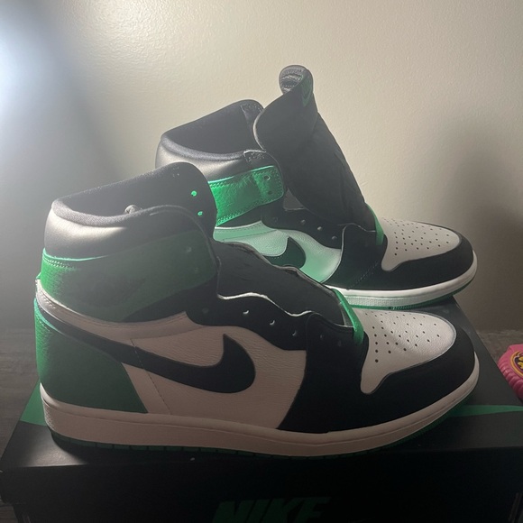 Air Jordan one Lucky green - Picture 1 of 3